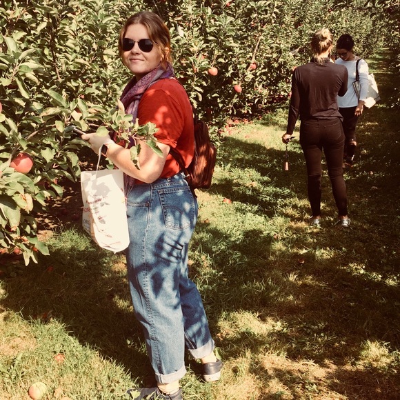 Meet your Posher, Madeline - Picture 2 of 3